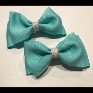 Hair bows